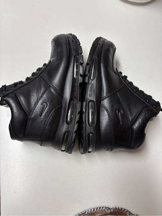 Nike Black Leather Men’s High-Top Boots excellent condition size 8.5